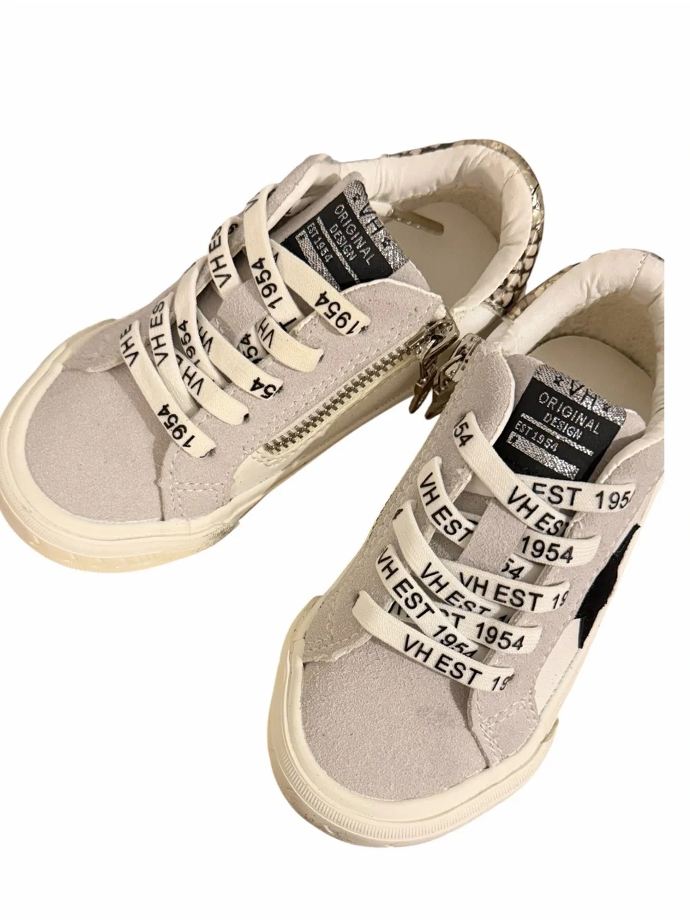 Vintage Havana Gloria White & Gray Sneakers w/ Black Star & Snake Print Sz 9